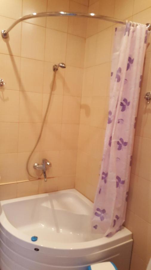 Абазинская 35 Sukhumi Bagian luar foto